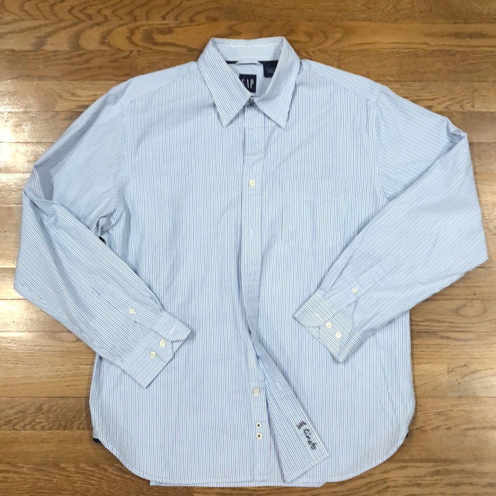 Men’s size L button down shirt